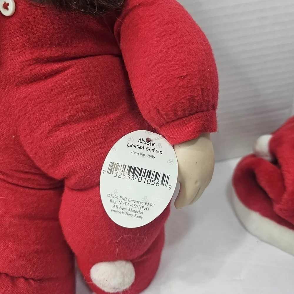 Vintag 1996 Precious Moments Red Doll with Box